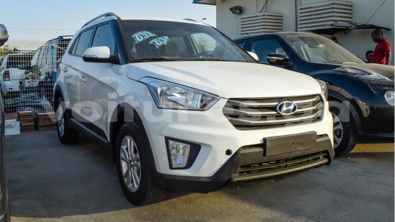 Big with watermark hyundai creta estuaire import dubai 4610