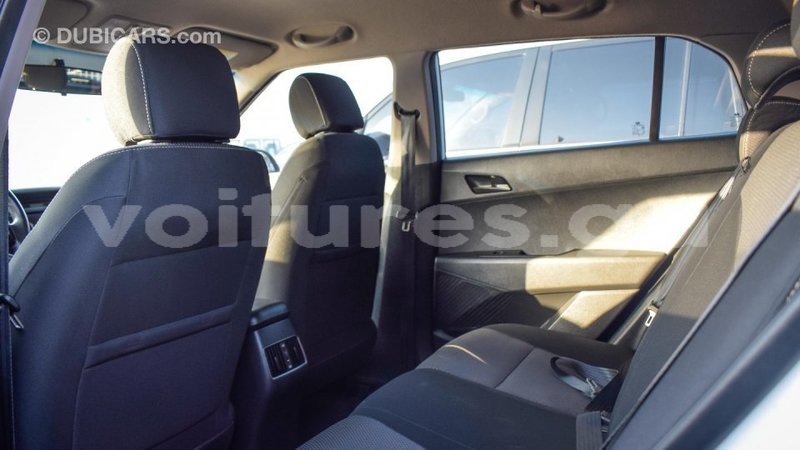 Big with watermark hyundai creta estuaire import dubai 4610