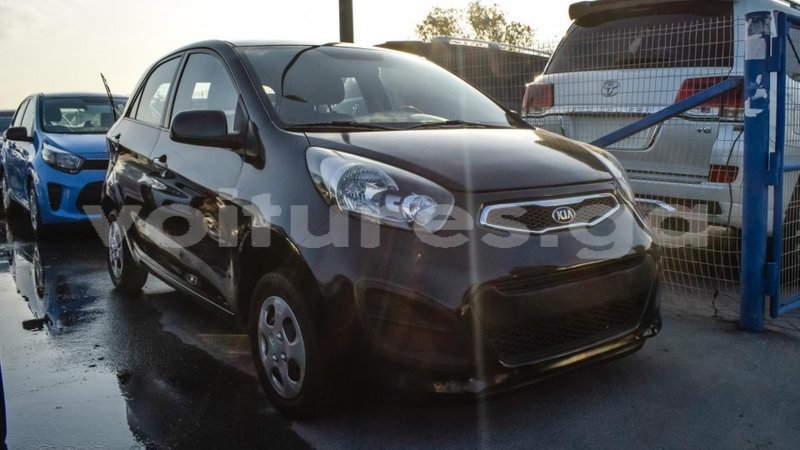 Big with watermark kia picanto estuaire import dubai 4611