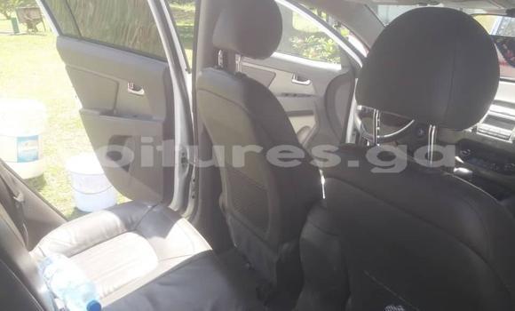 Acheter Occasion Voiture Kia Sportage Blanc à Libreville, Estuaire Acheter Occasion Voiture Kia Sportage Blanc à Libreville, Estuaire