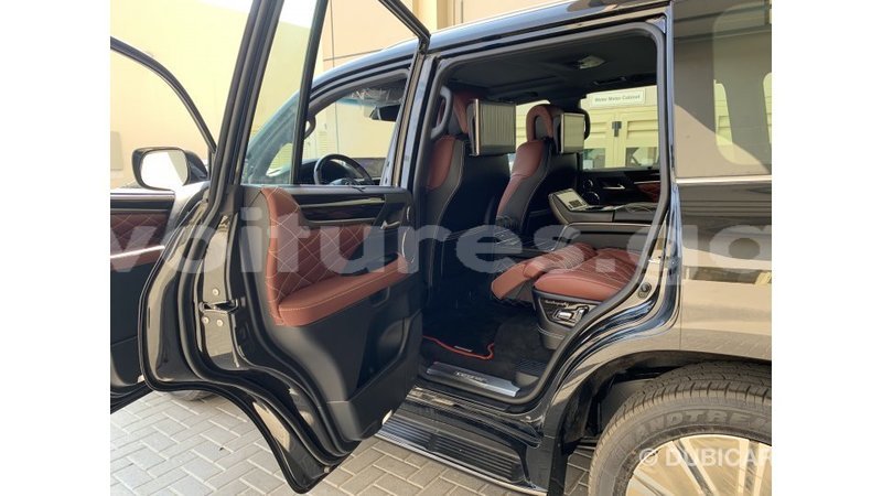 Big with watermark lexus lx estuaire import dubai 4618