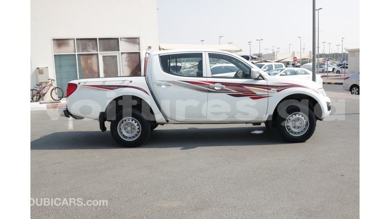 Big with watermark mitsubishi l200 estuaire import dubai 4619