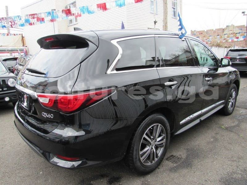 Big with watermark infiniti qx60 estuaire libreville 4627