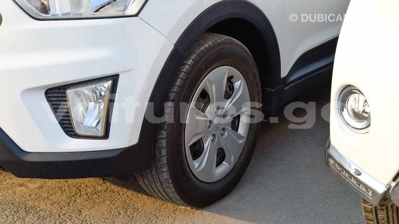 Big with watermark hyundai creta estuaire import dubai 4631