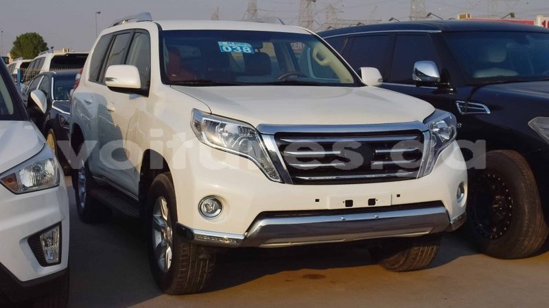 Big with watermark toyota prado estuaire import dubai 4632