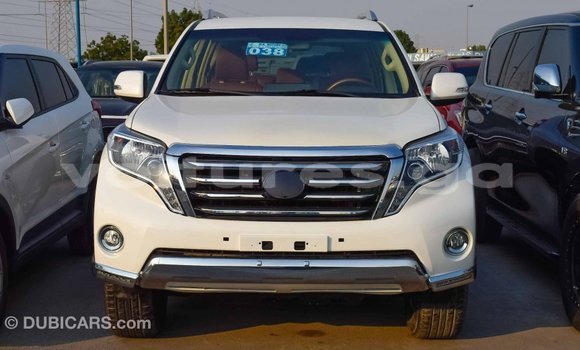 Acheter Import Voiture Toyota Prado Blanc à Import - Dubai, Estuaire Acheter Import Voiture Toyota Prado Blanc à Import - Dubai, Estuaire