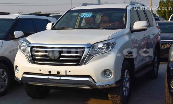 Acheter Import Voiture Toyota Prado Blanc à Import - Dubai, Estuaire Acheter Import Voiture Toyota Prado Blanc à Import - Dubai, Estuaire