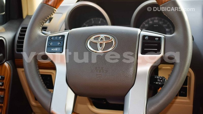 Big with watermark toyota prado estuaire import dubai 4632