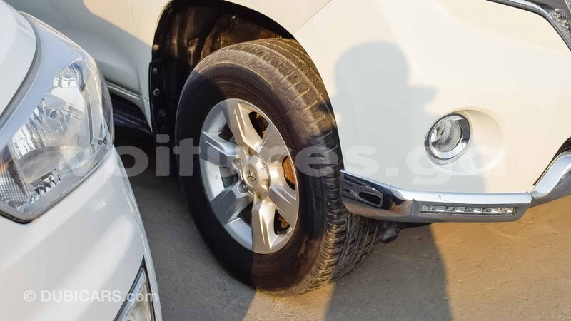 Big with watermark toyota prado estuaire import dubai 4632