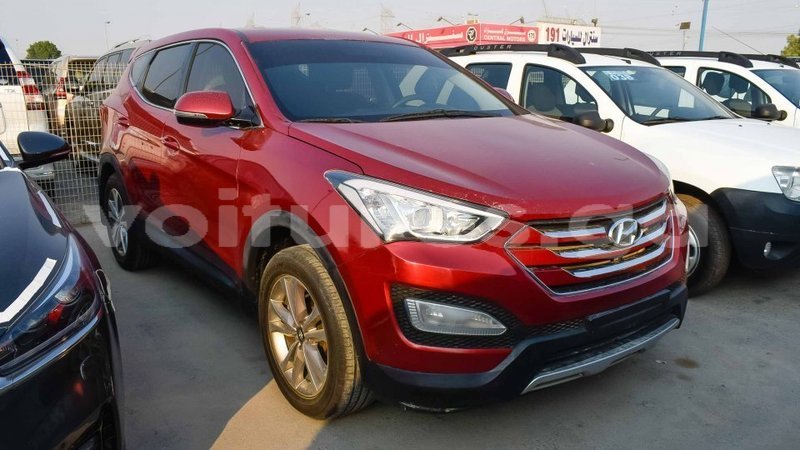 Big with watermark hyundai santa fe estuaire import dubai 4633