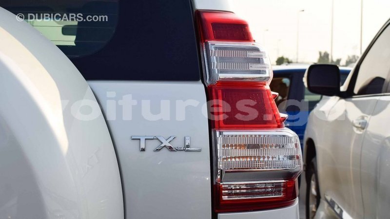 Big with watermark toyota prado estuaire import dubai 4634