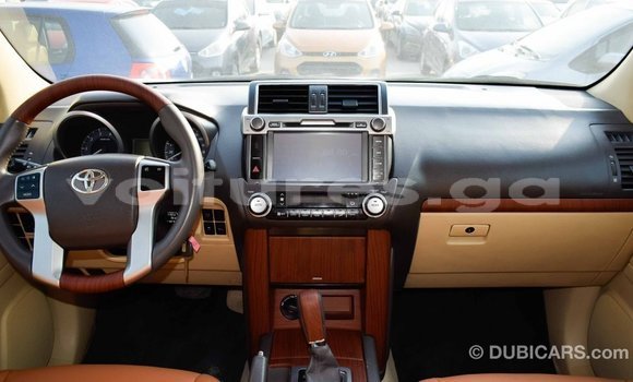 Acheter Import Voiture Toyota Prado Blanc à Import - Dubai, Estuaire Acheter Import Voiture Toyota Prado Blanc à Import - Dubai, Estuaire
