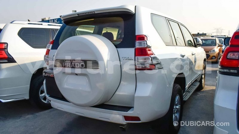 Big with watermark toyota prado estuaire import dubai 4636