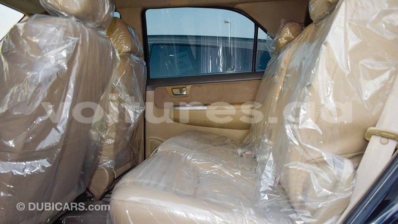 Big with watermark toyota fortuner estuaire import dubai 4637