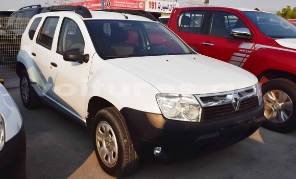 Acheter Import Voiture Renault Duster Blanc à Import - Dubai, Estuaire