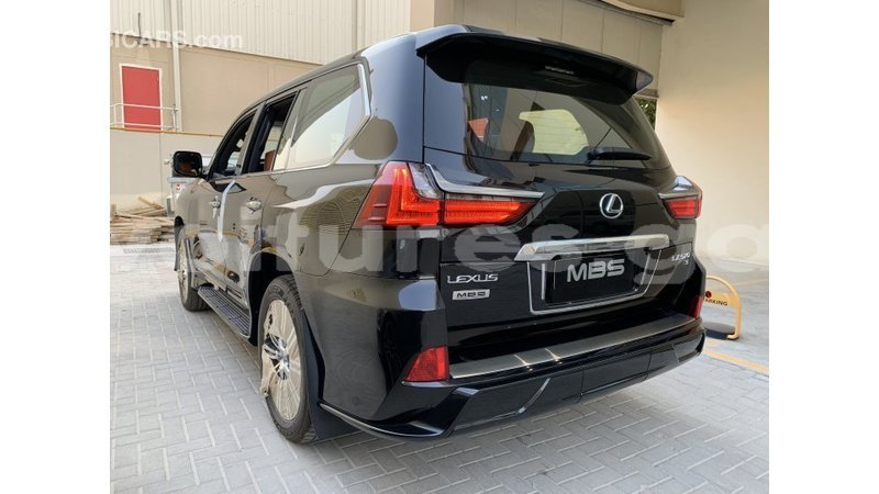 Big with watermark lexus lx estuaire import dubai 4642