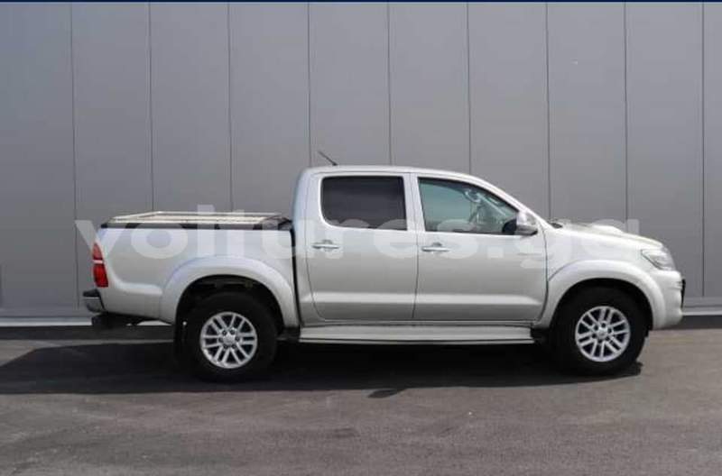 Big with watermark toyota hilux estuaire libreville 4649