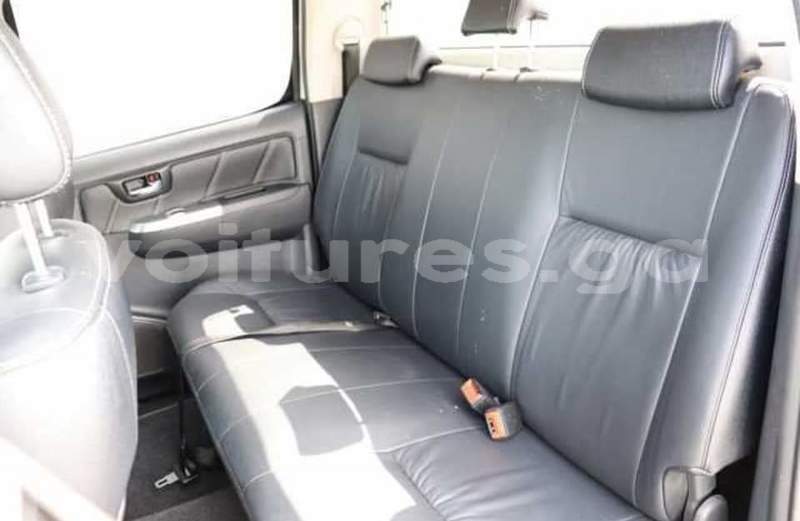 Big with watermark toyota hilux estuaire libreville 4649