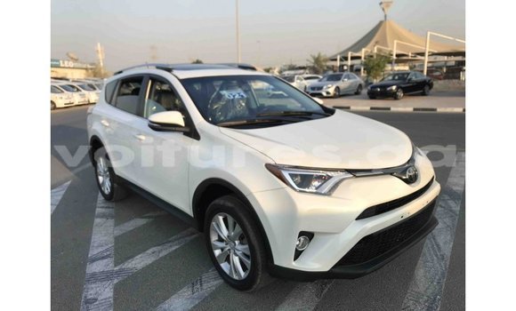 Sayi Imported Toyota HiAce White Babbar mota in Import - Dubai a estuary Sayi Imported Toyota HiAce White Babbar mota in Import - Dubai a estuary
