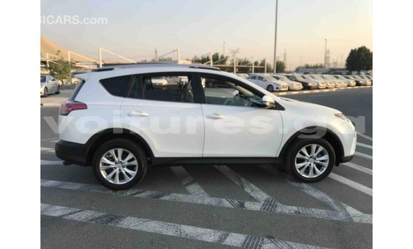 Sayi Imported Toyota HiAce White Babbar mota in Import - Dubai a estuary Sayi Imported Toyota HiAce White Babbar mota in Import - Dubai a estuary