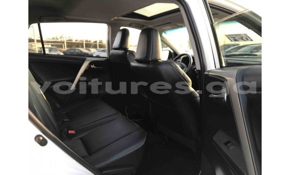 Sayi Imported Toyota HiAce White Babbar mota in Import - Dubai a estuary Sayi Imported Toyota HiAce White Babbar mota in Import - Dubai a estuary