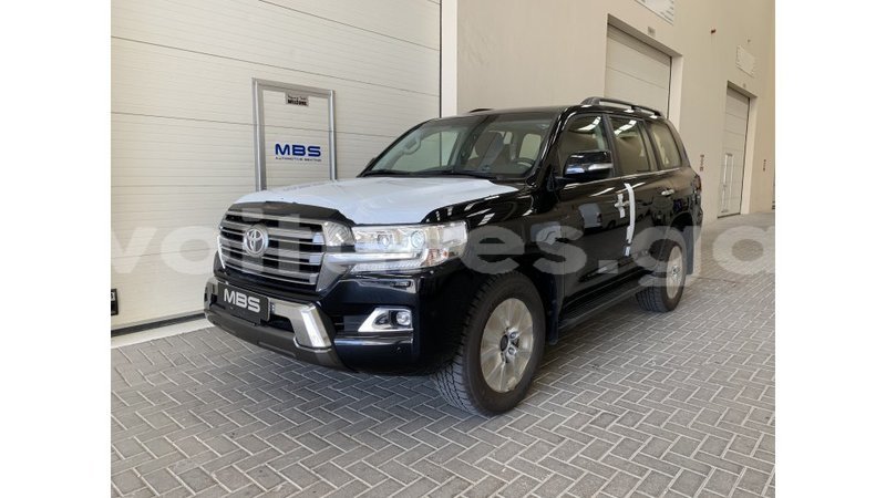 Big with watermark toyota land cruiser estuaire import dubai 4661