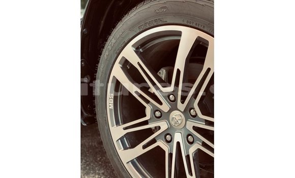 Sayi Imported Toyota Land Cruiser Black Mota in Import - Dubai a estuary Sayi Imported Toyota Land Cruiser Black Mota in Import - Dubai a estuary
