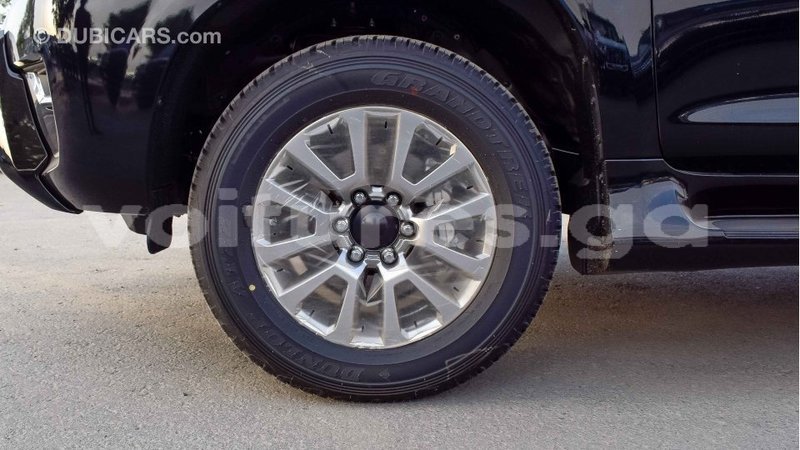 Big with watermark toyota prado estuaire import dubai 4664