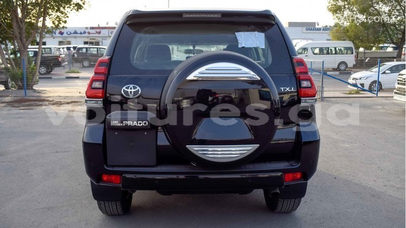 Big with watermark toyota prado estuaire import dubai 4664