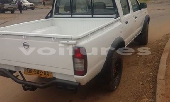 Acheter Occasion Voiture Nissan Hardbody Blanc à Libreville, Estuaire Acheter Occasion Voiture Nissan Hardbody Blanc à Libreville, Estuaire