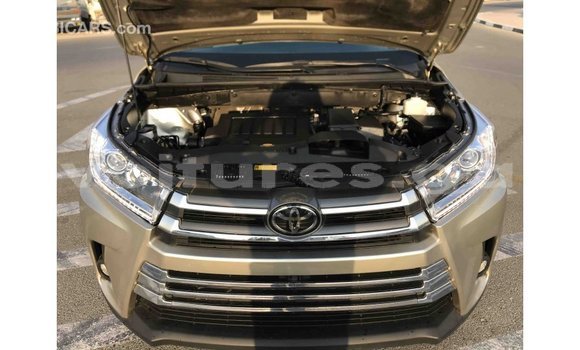 Acheter Import Voiture Toyota Highlander Autre à Import - Dubai, Estuaire Acheter Import Voiture Toyota Highlander Autre à Import - Dubai, Estuaire