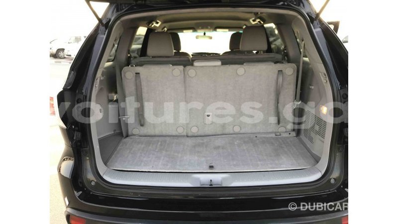 Big with watermark toyota highlander estuaire import dubai 4667