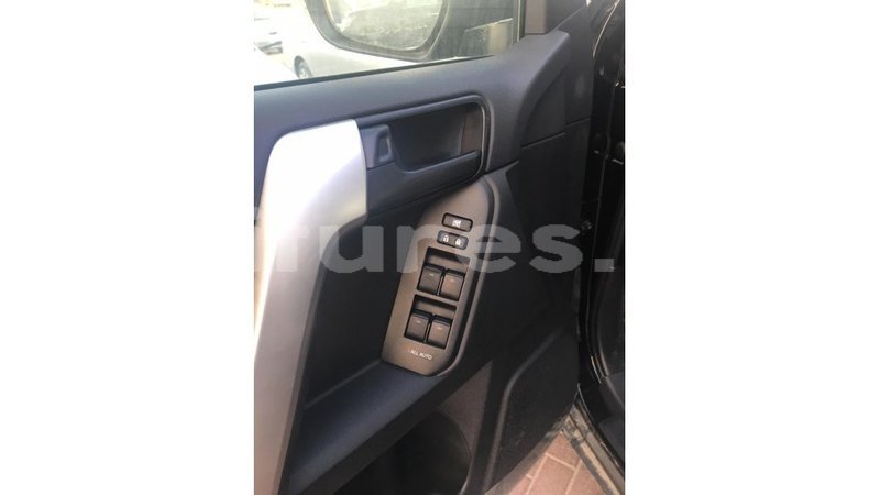 Big with watermark toyota prado estuaire import dubai 4671