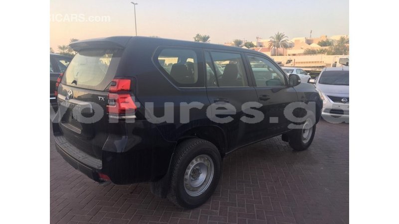 Big with watermark toyota prado estuaire import dubai 4671