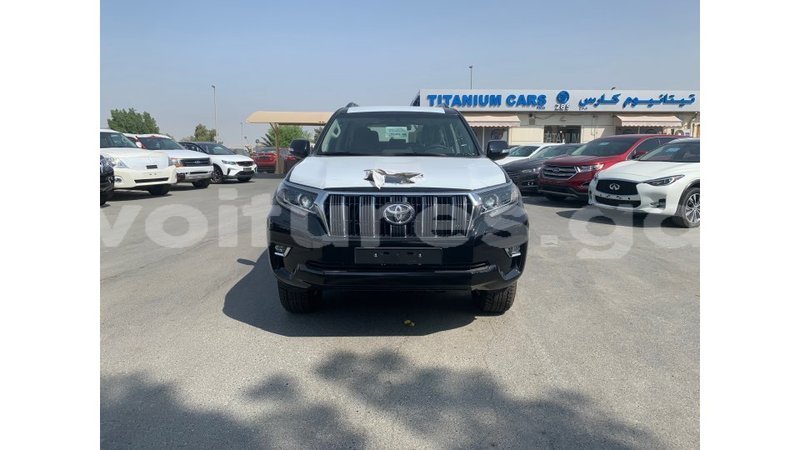 Big with watermark toyota prado estuaire import dubai 4676