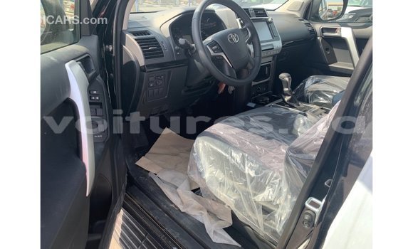 Acheter Import Voiture Toyota Prado Noir à Import - Dubai, Estuaire Acheter Import Voiture Toyota Prado Noir à Import - Dubai, Estuaire