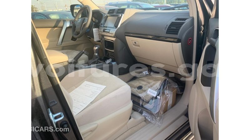 Big with watermark toyota prado estuaire import dubai 4677