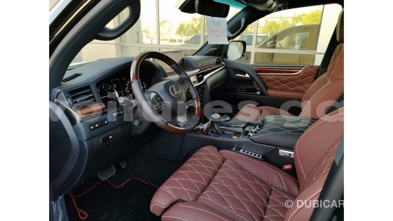 Big with watermark lexus lx estuaire import dubai 4678