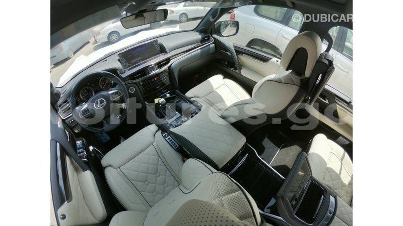 Big with watermark lexus lx estuaire import dubai 4690