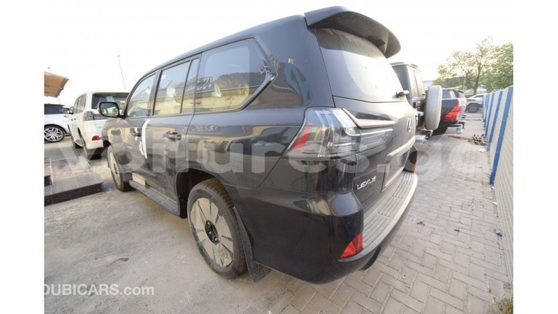 Big with watermark lexus lx estuaire import dubai 4692