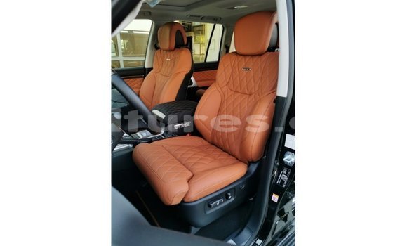 Acheter Import Voiture Toyota Land Cruiser Noir à Import - Dubai, Estuaire Acheter Import Voiture Toyota Land Cruiser Noir à Import - Dubai, Estuaire