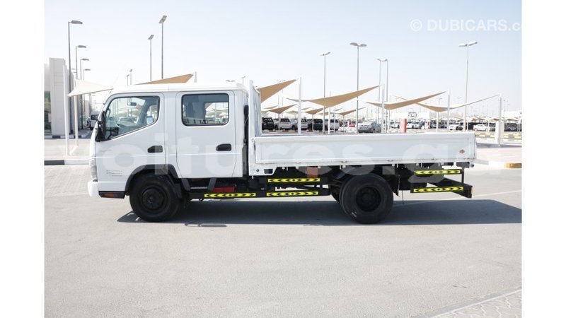 Big with watermark mitsubishi l400 estuaire import dubai 4702