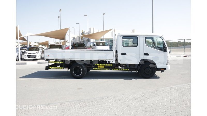 Big with watermark mitsubishi l400 estuaire import dubai 4702