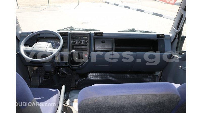 Big with watermark mitsubishi l400 estuaire import dubai 4702