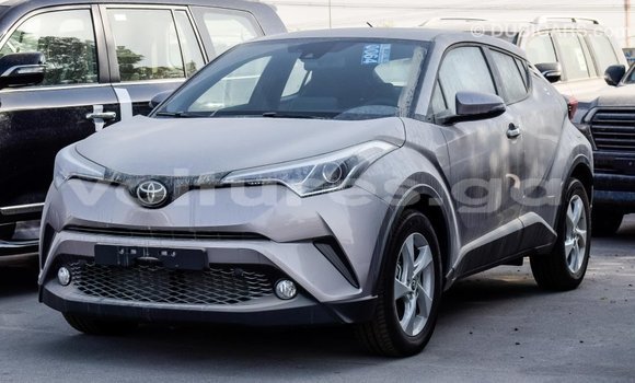Acheter Import Voiture Toyota C-HR Autre à Import - Dubai, Estuaire Acheter Import Voiture Toyota C-HR Autre à Import - Dubai, Estuaire