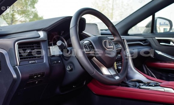 Acheter Import Voiture Lexus RX 300 Blanc à Import - Dubai, Estuaire Acheter Import Voiture Lexus RX 300 Blanc à Import - Dubai, Estuaire