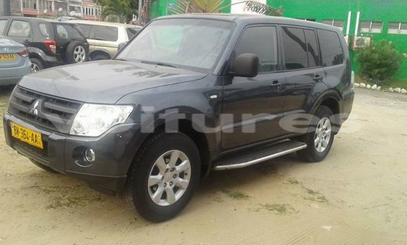 Acheter Occasion Voiture Mitsubishi Pajero Noir à Libreville au Estuaire Acheter Occasion Voiture Mitsubishi Pajero Noir à Libreville au Estuaire