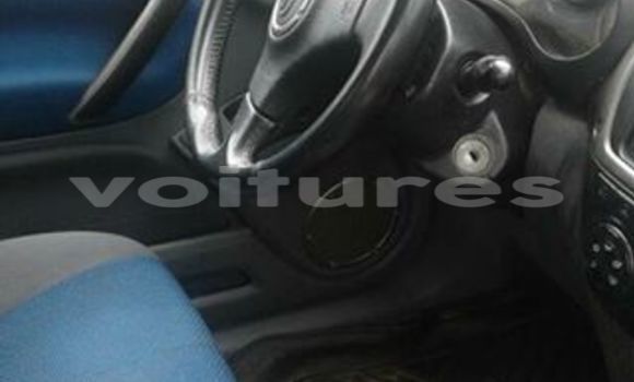 Acheter Occasion Voiture Toyota RAV4 Blanc à Libreville, Estuaire Acheter Occasion Voiture Toyota RAV4 Blanc à Libreville, Estuaire