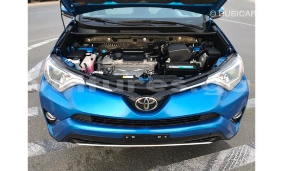 Acheter Import Utilitaire Toyota HiAce Bleu à Import - Dubai, Estuaire Acheter Import Utilitaire Toyota HiAce Bleu à Import - Dubai, Estuaire