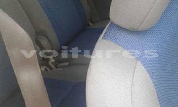 Acheter Occasion Voiture Toyota RAV4 Blanc à Libreville, Estuaire Acheter Occasion Voiture Toyota RAV4 Blanc à Libreville, Estuaire